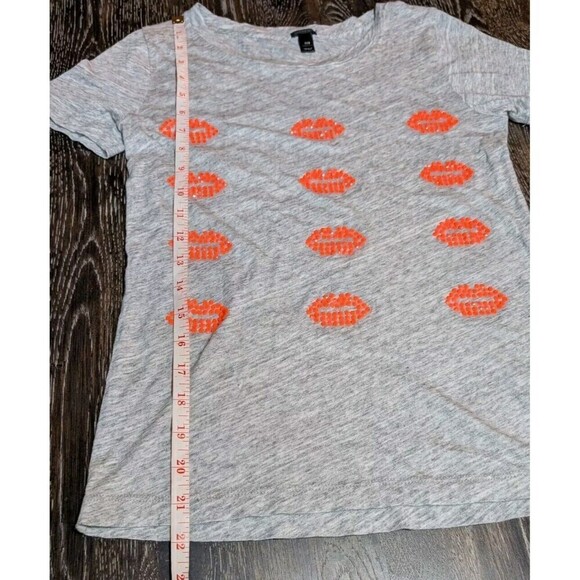 NWOT J Crew Gray T Shirt Orange Beaded Lips XXS - Picture 8 of 8